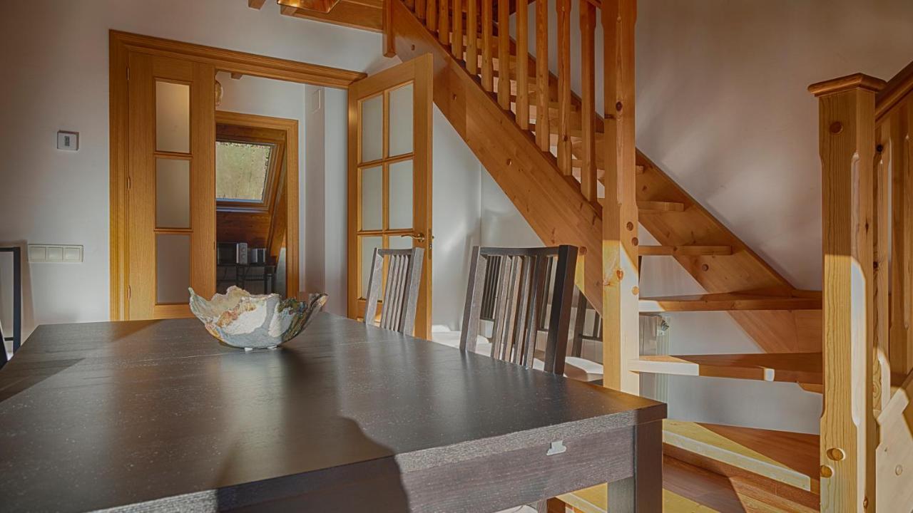 Saplan Real Estate Saubaga Apartment บอสซอสต์ ภายนอก รูปภาพ